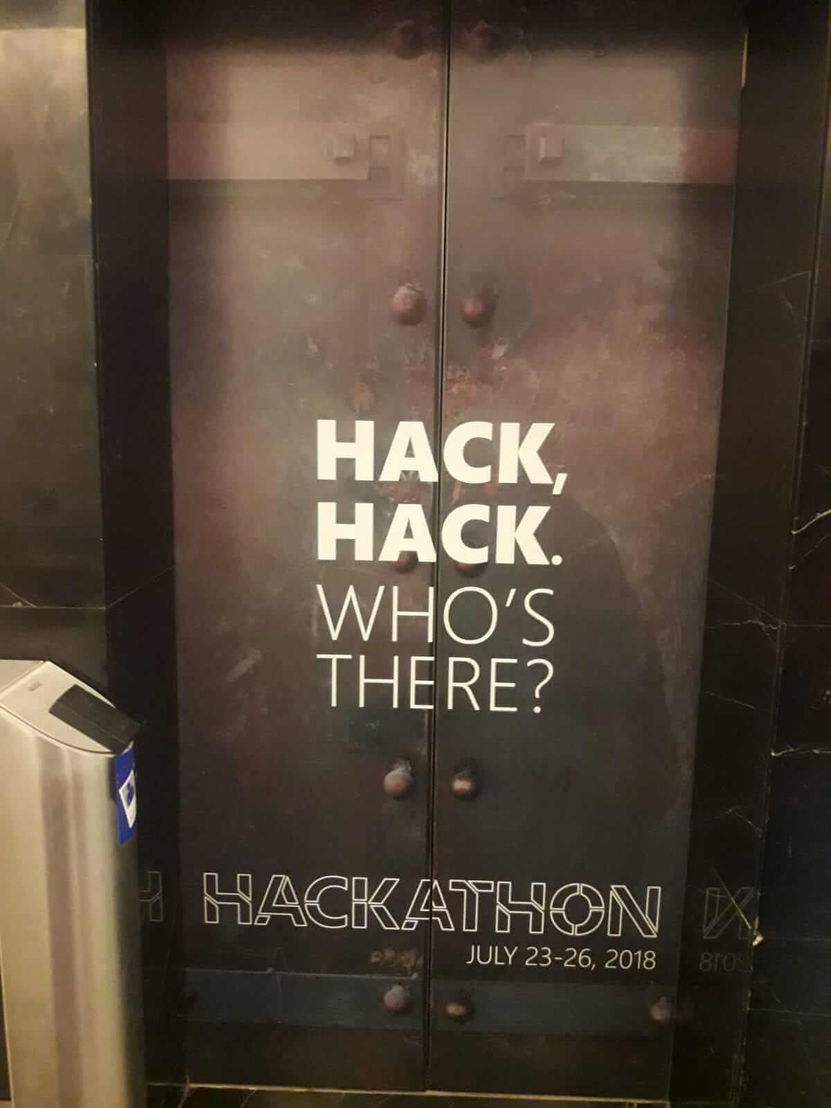 Hackathon – מדבקות